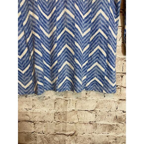 Chaps Top Womens Medium Blue Zig Zag Print Lace Up Long Sleeve Stretch Cotton - Picture 6 of 12